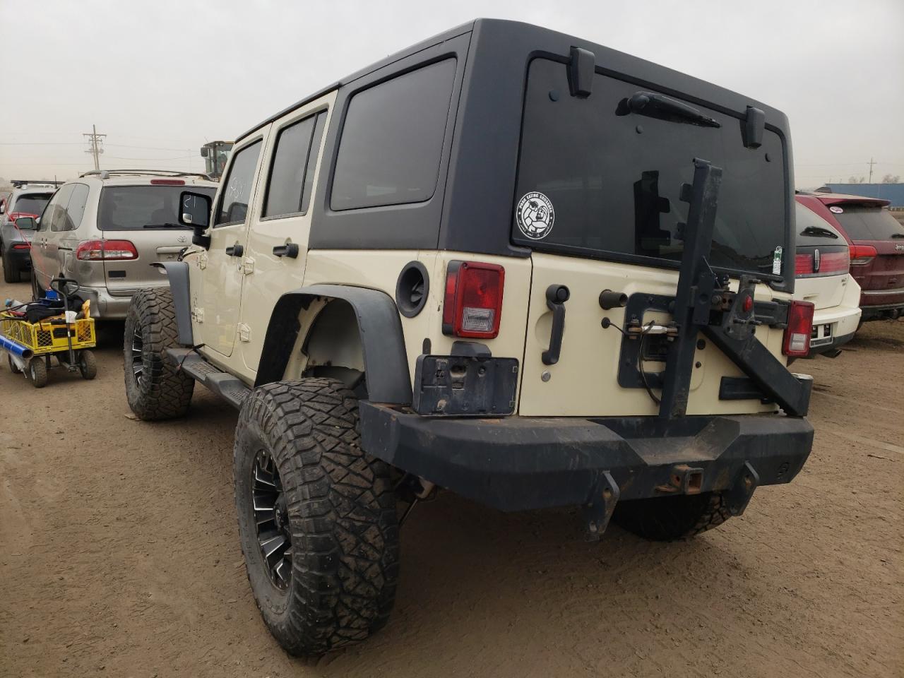 Zdjęcie 3 z aukcji – 2012 JEEP WRANGLER U z VIN 1C4BJWFG3CL117958