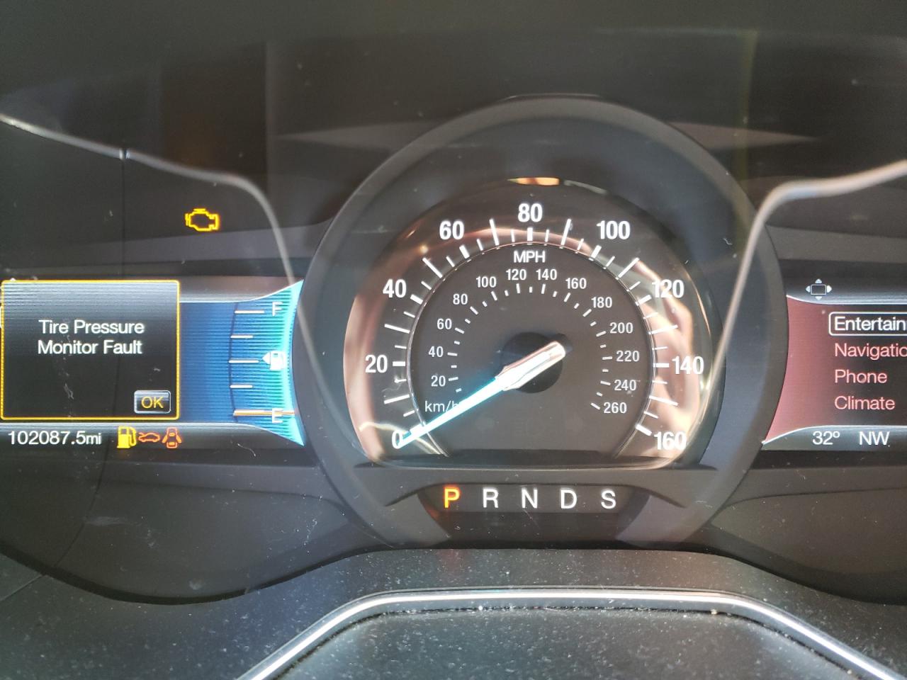 Photo 8 from auction – 2016 FORD FUSION S H with VIN 3FA6P0HD5GR402254