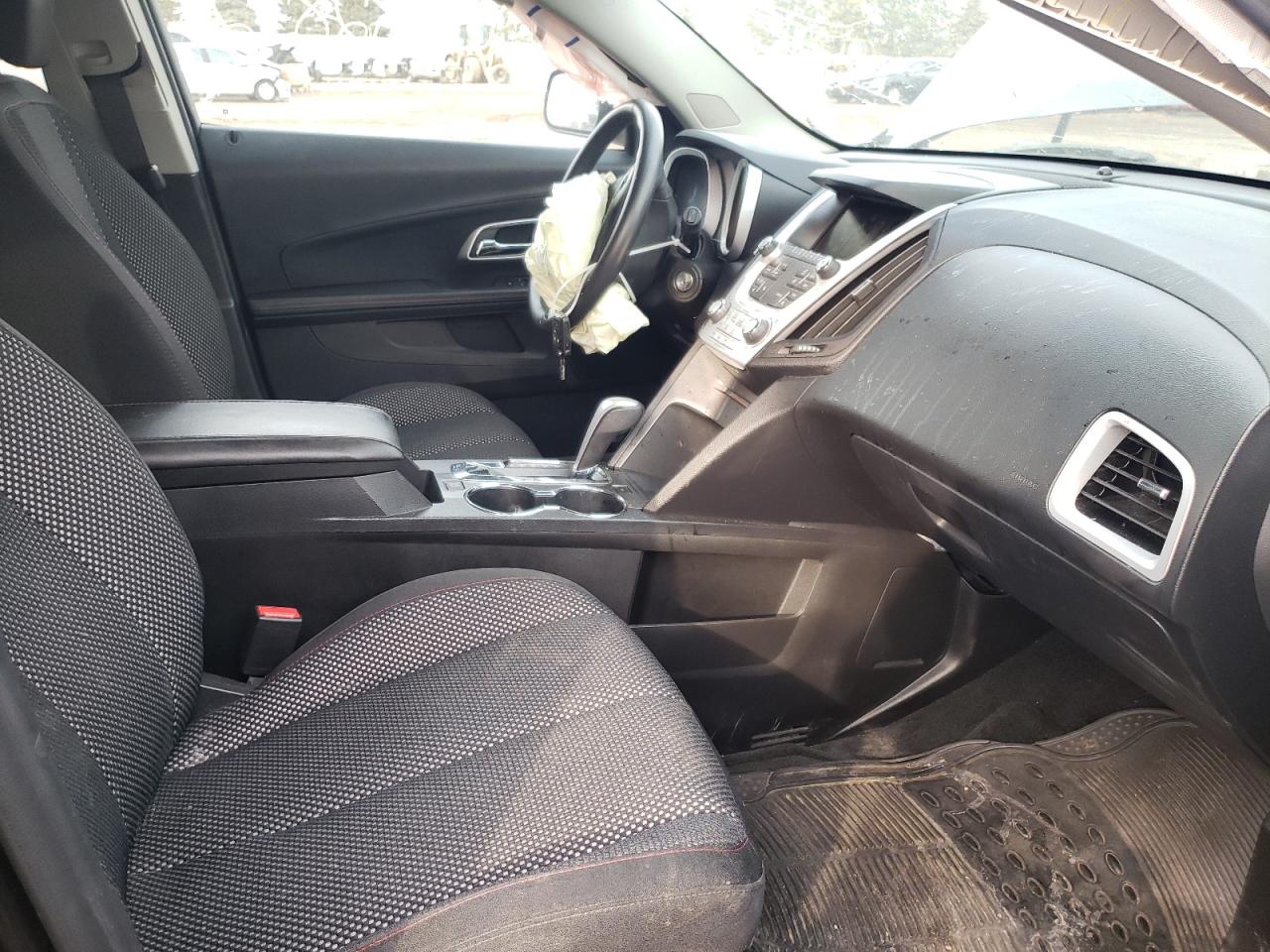 Photo 5 from auction – 2015 CHEVROLET EQUINOX LT with VIN 1GNALBEK2FZ124591