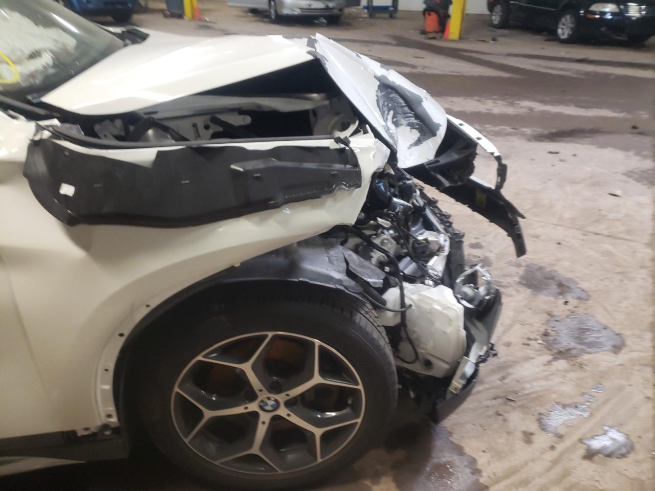 Photo 9 from auction – 2016 BMW X1 XDRIVE2 with VIN WBXHT3C34G5E54398
