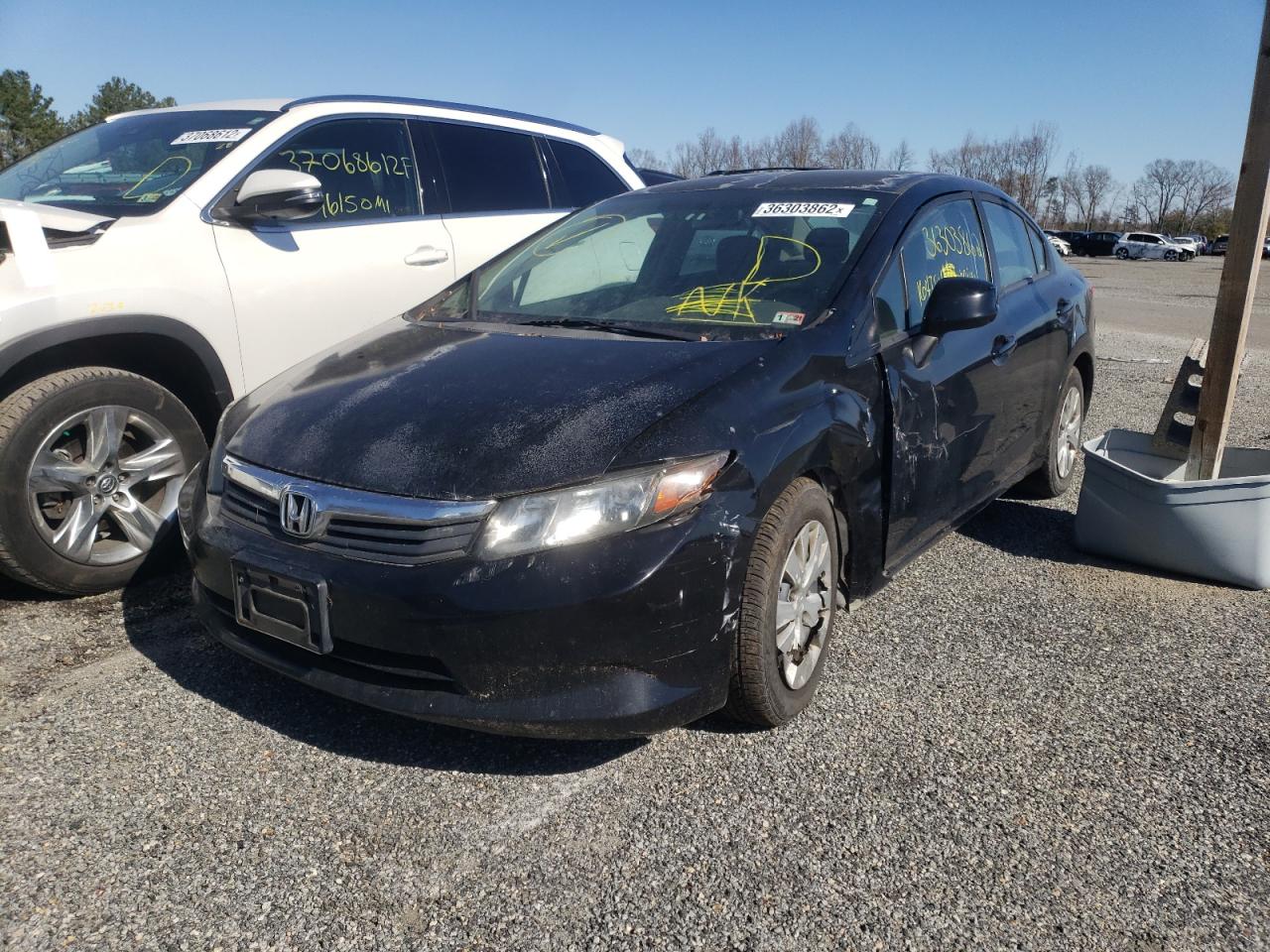 Photo 2 from auction – 2012 HONDA CIVIC LX with VIN 2HGFB2F54CH559569