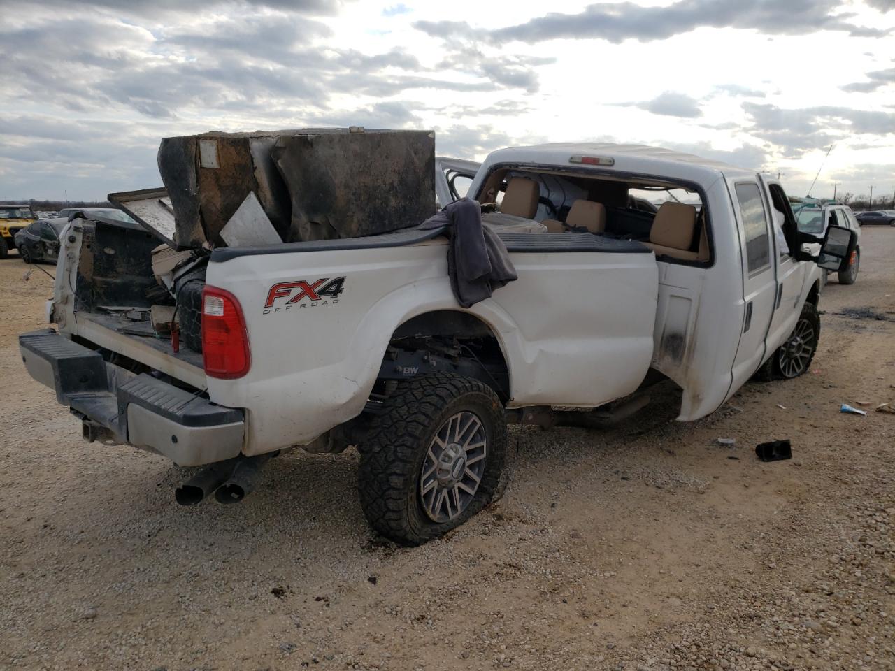Photo 4 from auction – 2015 FORD F350 SUPER with VIN 1FT8W3BTXFEA74807