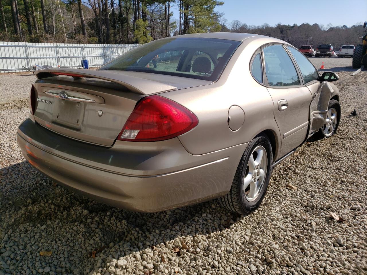 Photo 4 from auction – 2002 FORD TAURUS SES with VIN 1FAFP55262A209839