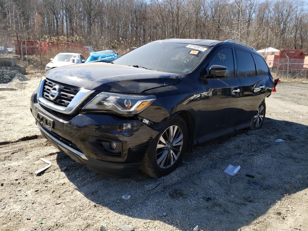 Photo 2 from auction – 2017 NISSAN PATHFINDER with VIN 5N1DR2MM0HC685445