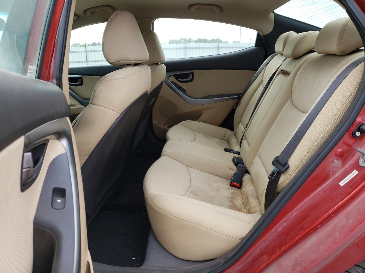 Photo 6 from auction – 2011 HYUNDAI ELANTRA GL with VIN KMHDH4AEXBU115465