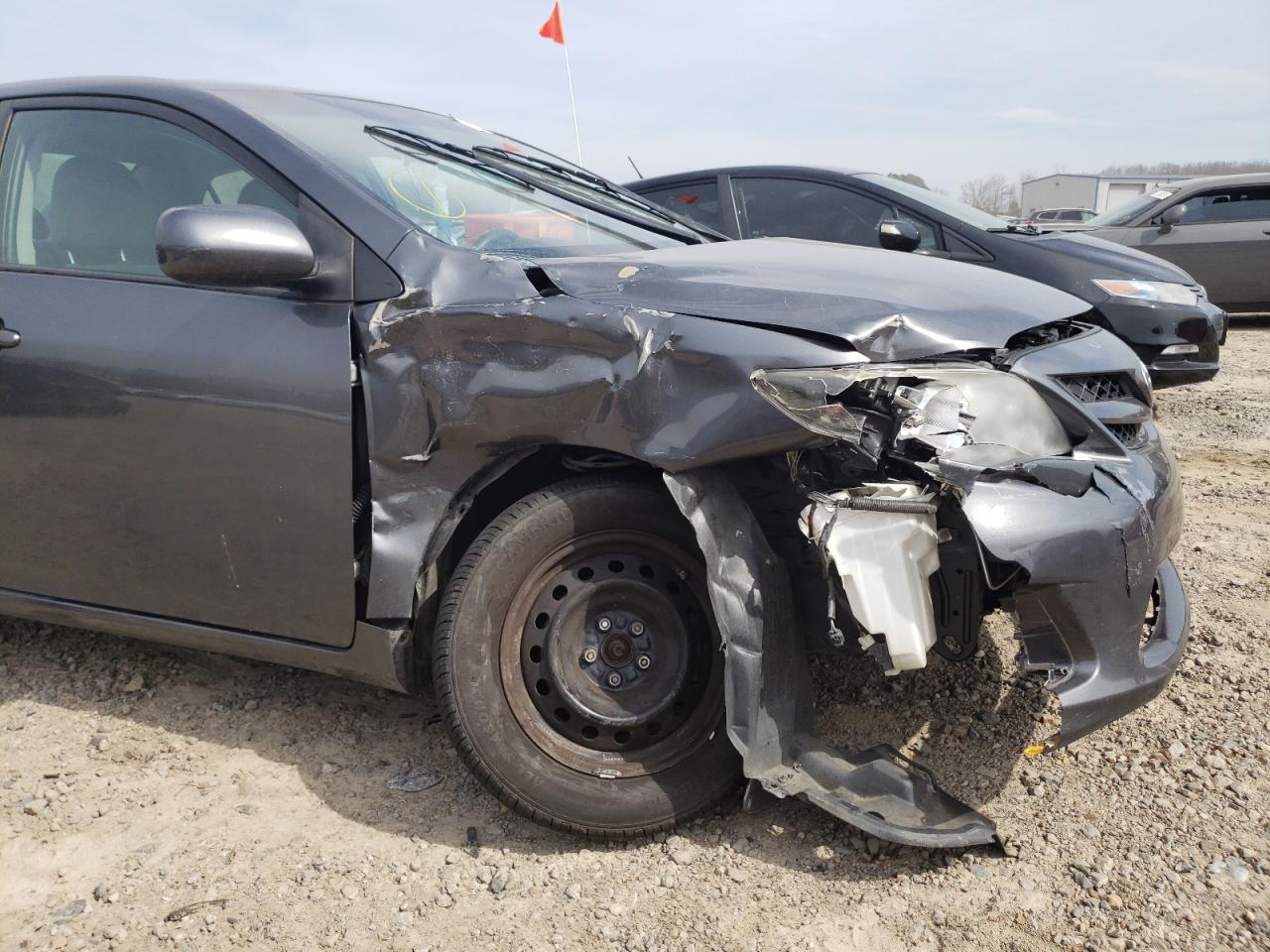 Photo 9 from auction – 2011 TOYOTA COROLLA with VIN 2T1BU4EE9BC568149