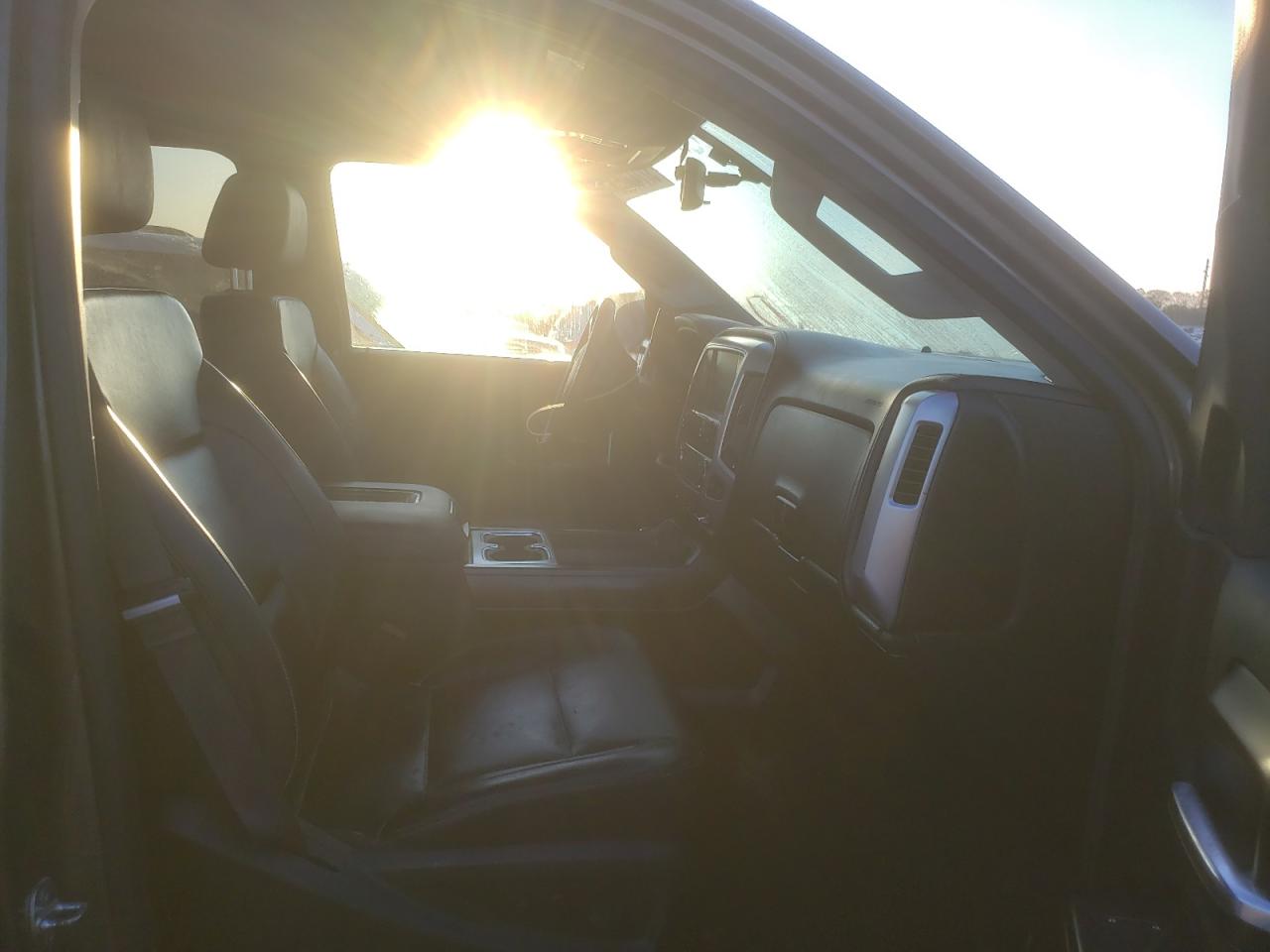 Photo 5 from auction – 2017 GMC SIERRA K25 with VIN 1GT12TEG1HF104544