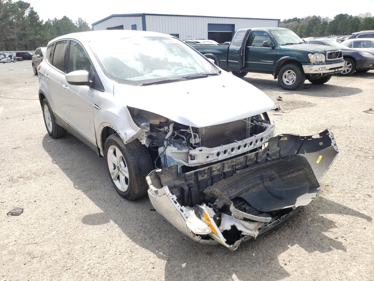 FORD ESCAPE SE 2015 with VIN 1FMCU0G78FUA19073 - Photo from auction