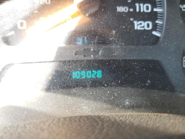 Photo 8 from auction – 2002 CHEVROLET TRAILBLAZE with VIN 1GNDT13S522514842