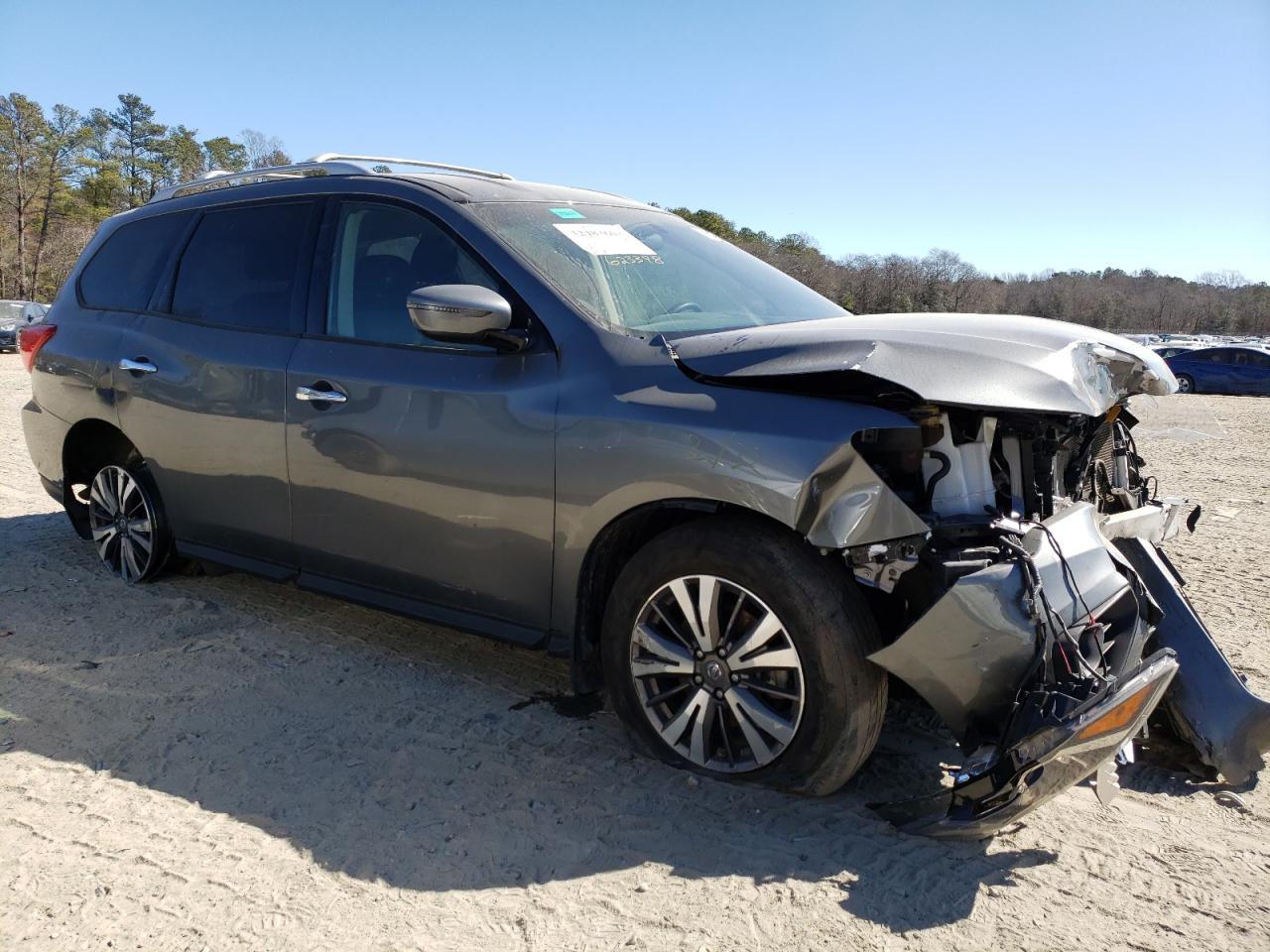 NISSAN PATHFINDER 2018 with VIN 5N1DR2MN6JC623398 - Photo from auction