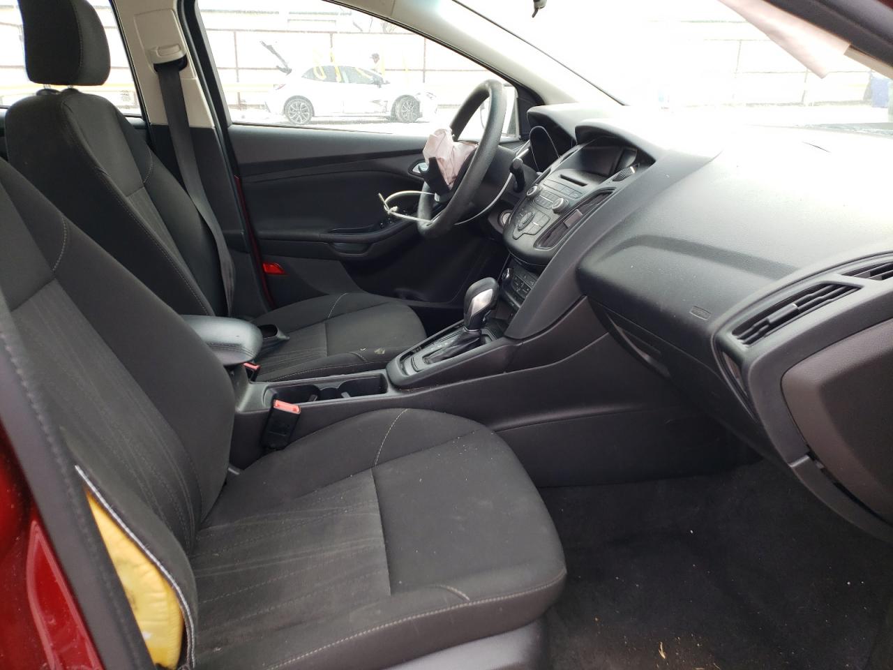 Photo 5 from auction – 2017 FORD FOCUS SE with VIN 1FADP3F24HL244743