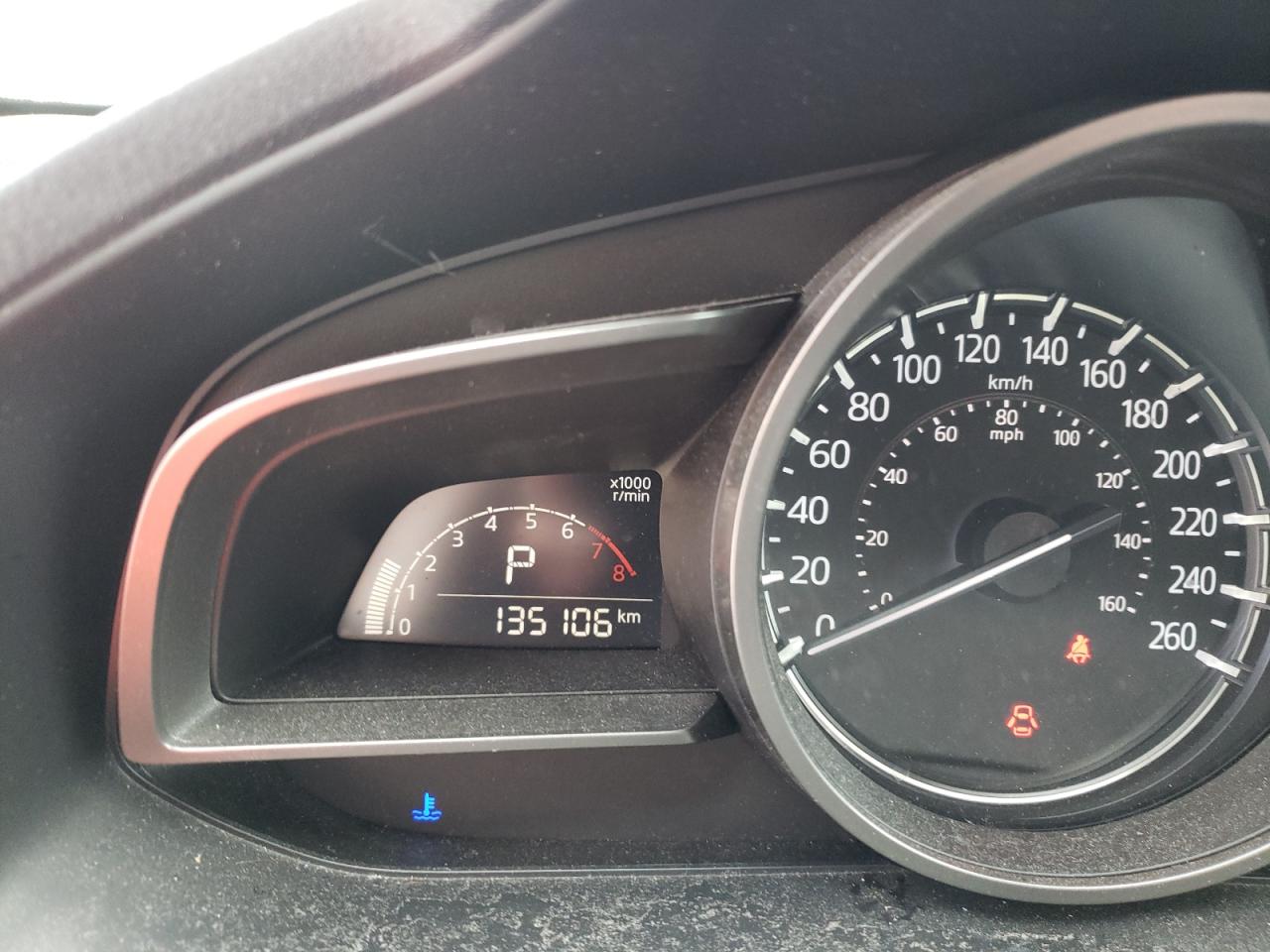 Photo 8 from auction – 2018 MAZDA 3 TOURING with VIN 3MZBN1V71JM274292