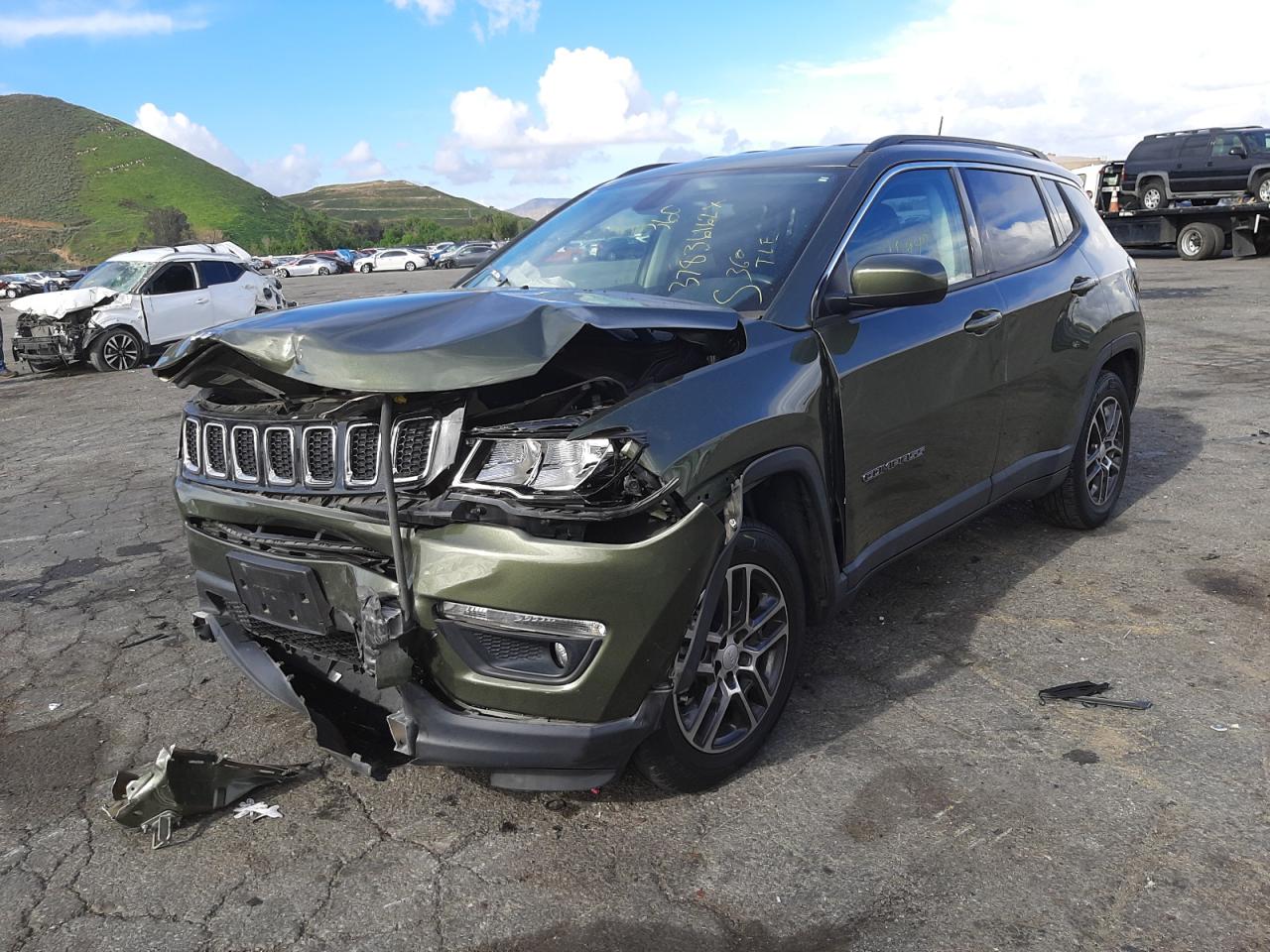 Photo 2 from auction – 2017 JEEP COMPASS LA with VIN 3C4NJCBB9HT632674