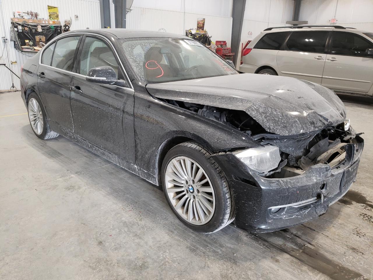 BMW 328 XI 2013 with VIN WBA3B3C59DF530757 - Photo from auction