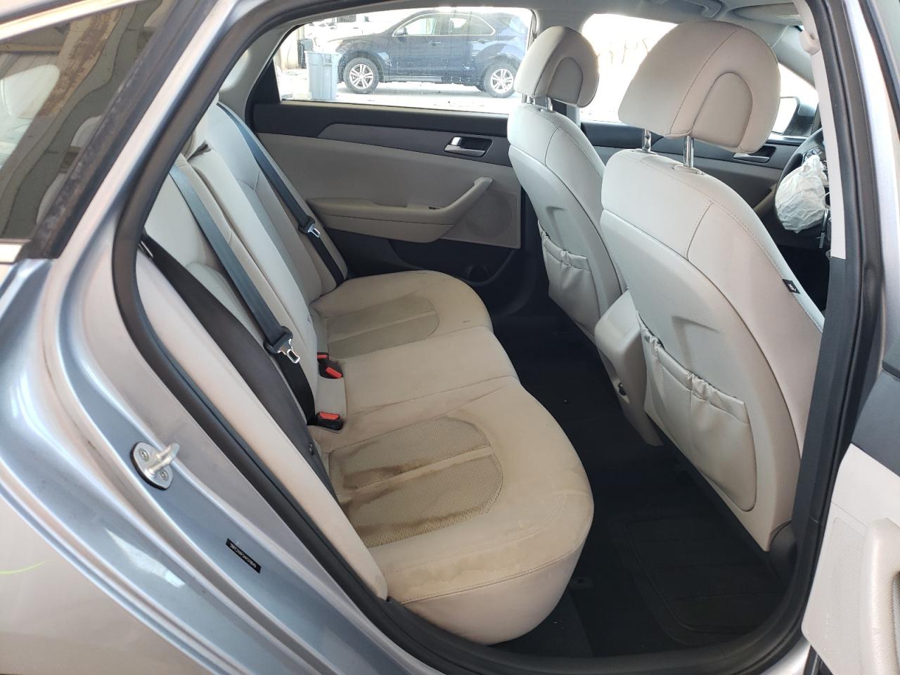 Photo 6 from auction – 2017 HYUNDAI SONATA SE with VIN 5NPE24AF5HH519649