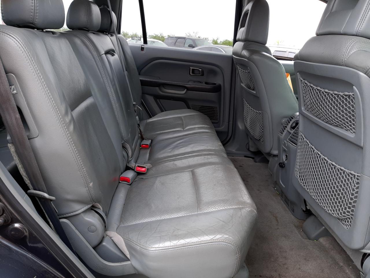 Photo 6 from auction – 2005 HONDA PILOT EXL with VIN 5FNYF185X5B057404