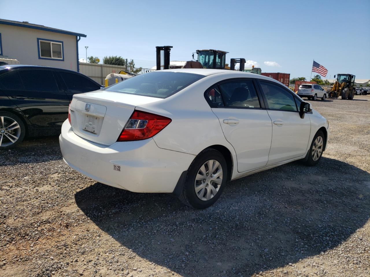 Photo 4 from auction – 2012 HONDA CIVIC LX with VIN 2HGFB2F59CH586783