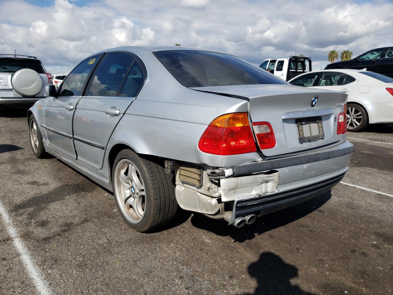 Foto 3 de la subasta – 2001 BMW 330 I con VIN WBAAV534X1FJ66930