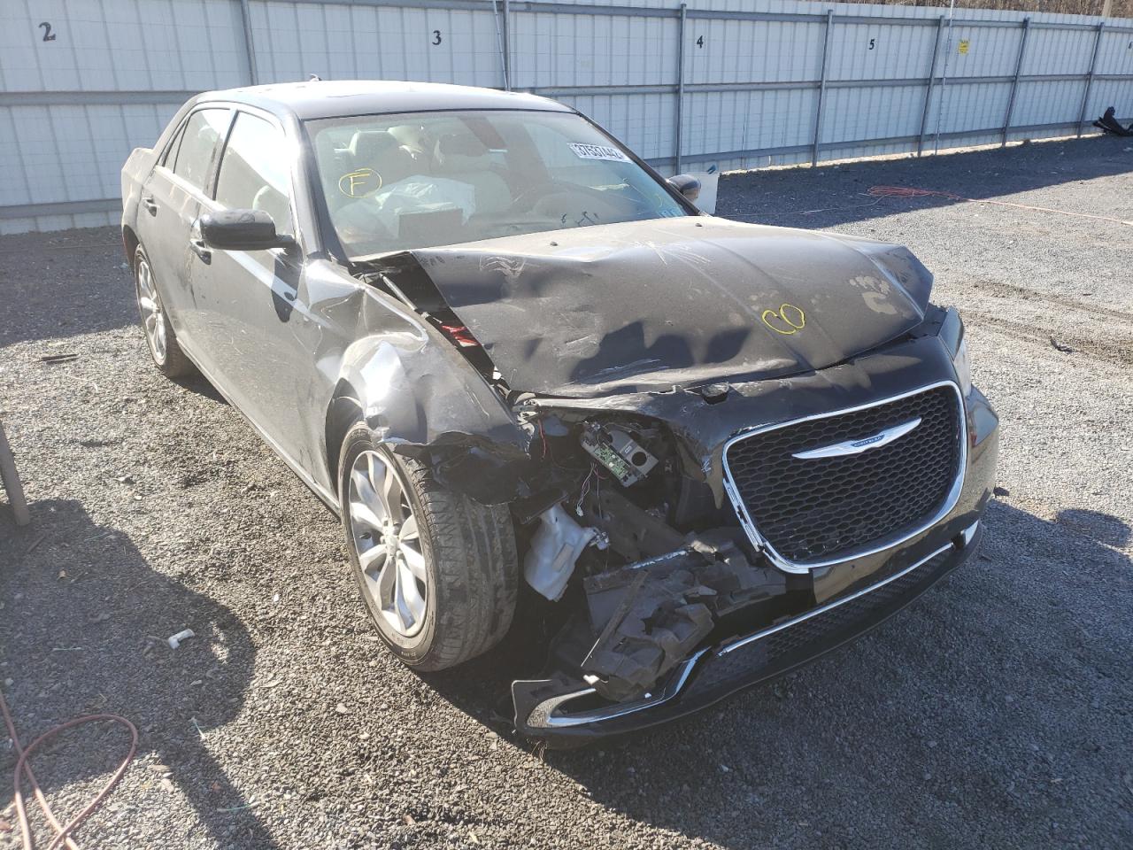 CHRYSLER 300 LIMITE 2017 with VIN 2C3CCARG1HH624296 - Photo from auction