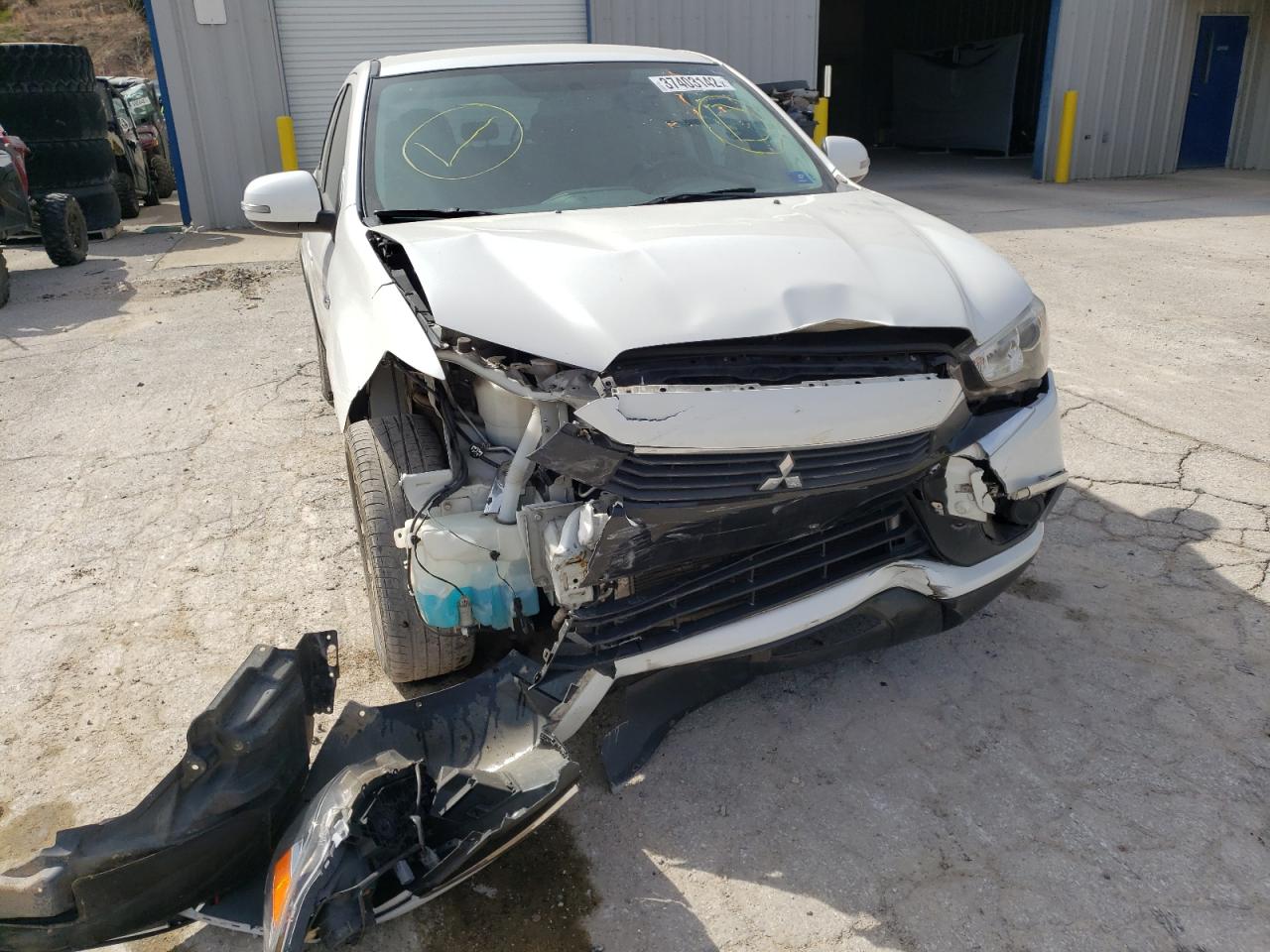 Photo 9 from auction – 2017 MITSUBISHI OUTLANDER with VIN JA4AR3AU6HZ011079
