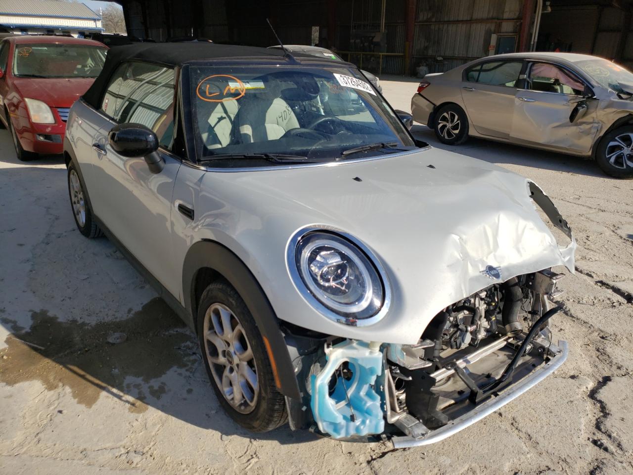 MINI COOPER 2020 con VIN WMWWJ3C04L3L30406 - Foto de la subasta