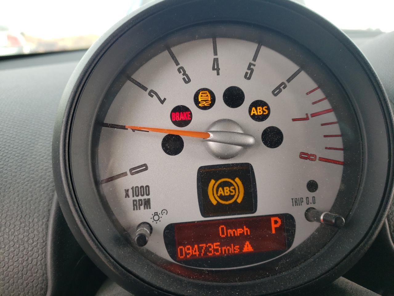 Zdjęcie 8 z aukcji – 2014 MINI COOPER COU z VIN WMWZB3C51EWR37077