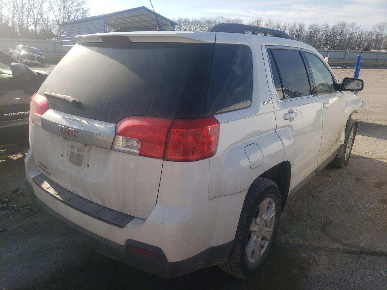 Photo 4 from auction – 2011 GMC TERRAIN SL with VIN 2CTALSECXB6471789