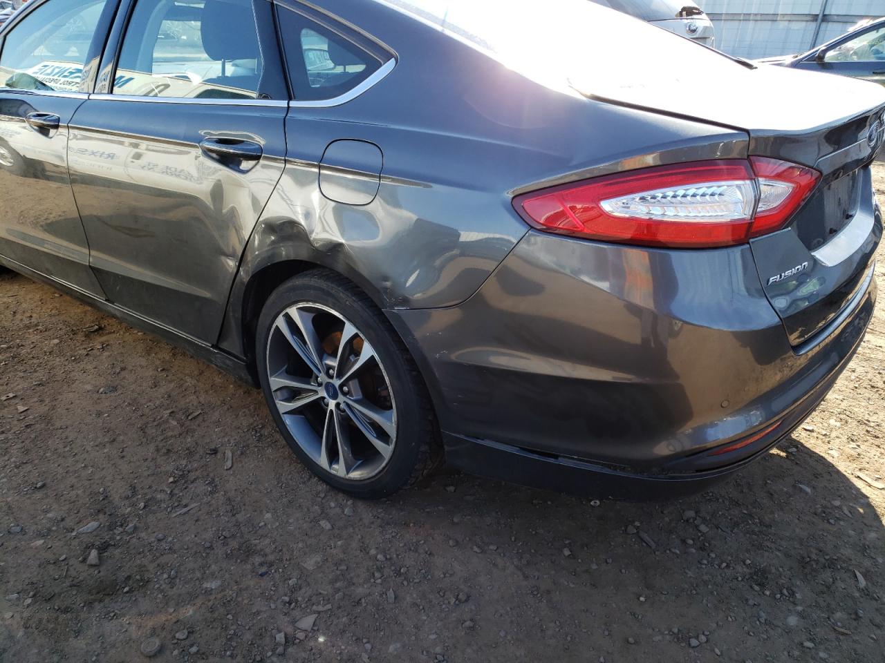Photo 9 from auction – 2016 FORD FUSION S H with VIN 3FA6P0HD5GR402254