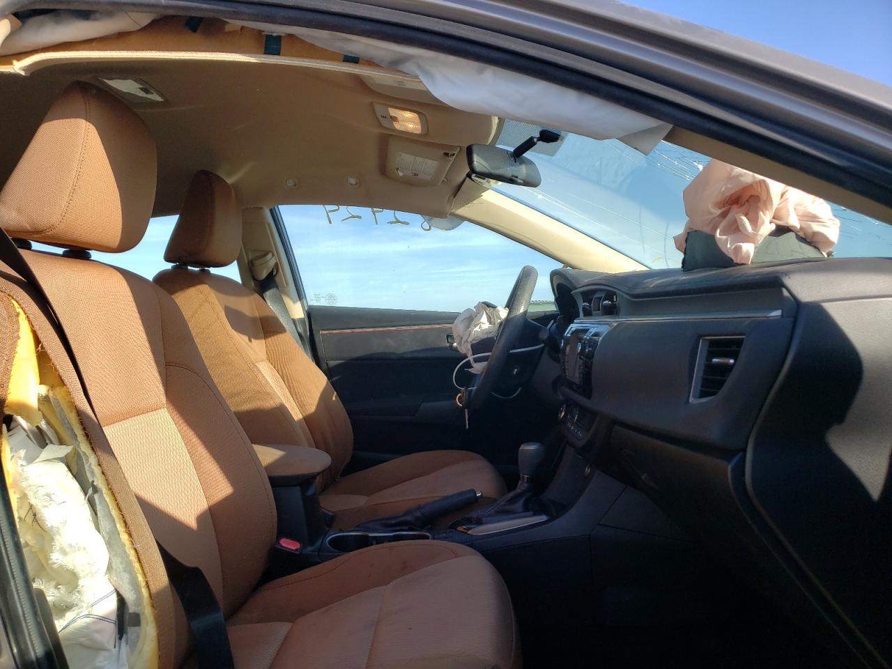 Photo 5 from auction – 2015 TOYOTA COROLLA L with VIN 5YFBURHE6FP344836