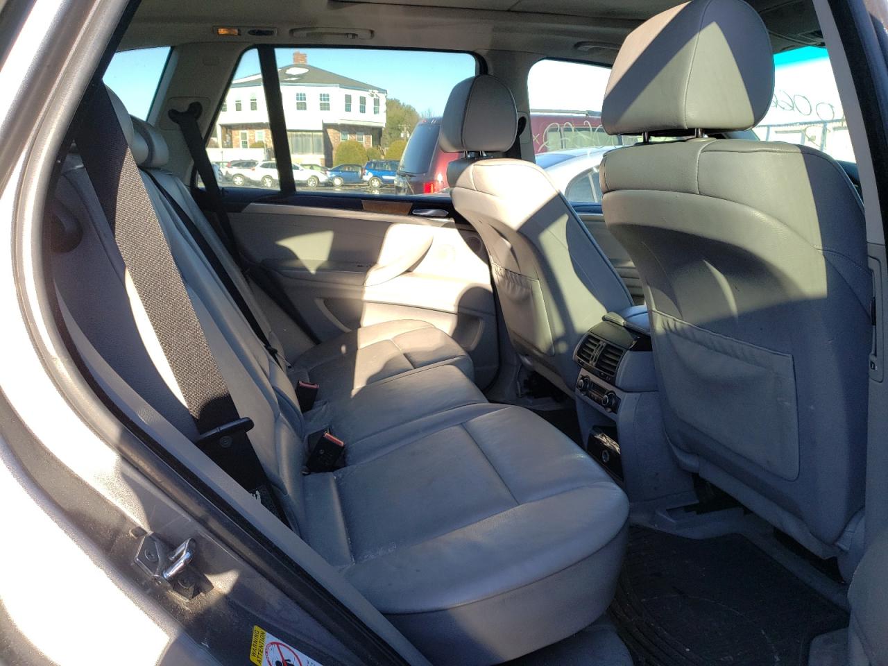 Photo 6 from auction – 2007 BMW X5 3.0I with VIN 4USFE43567LY77721