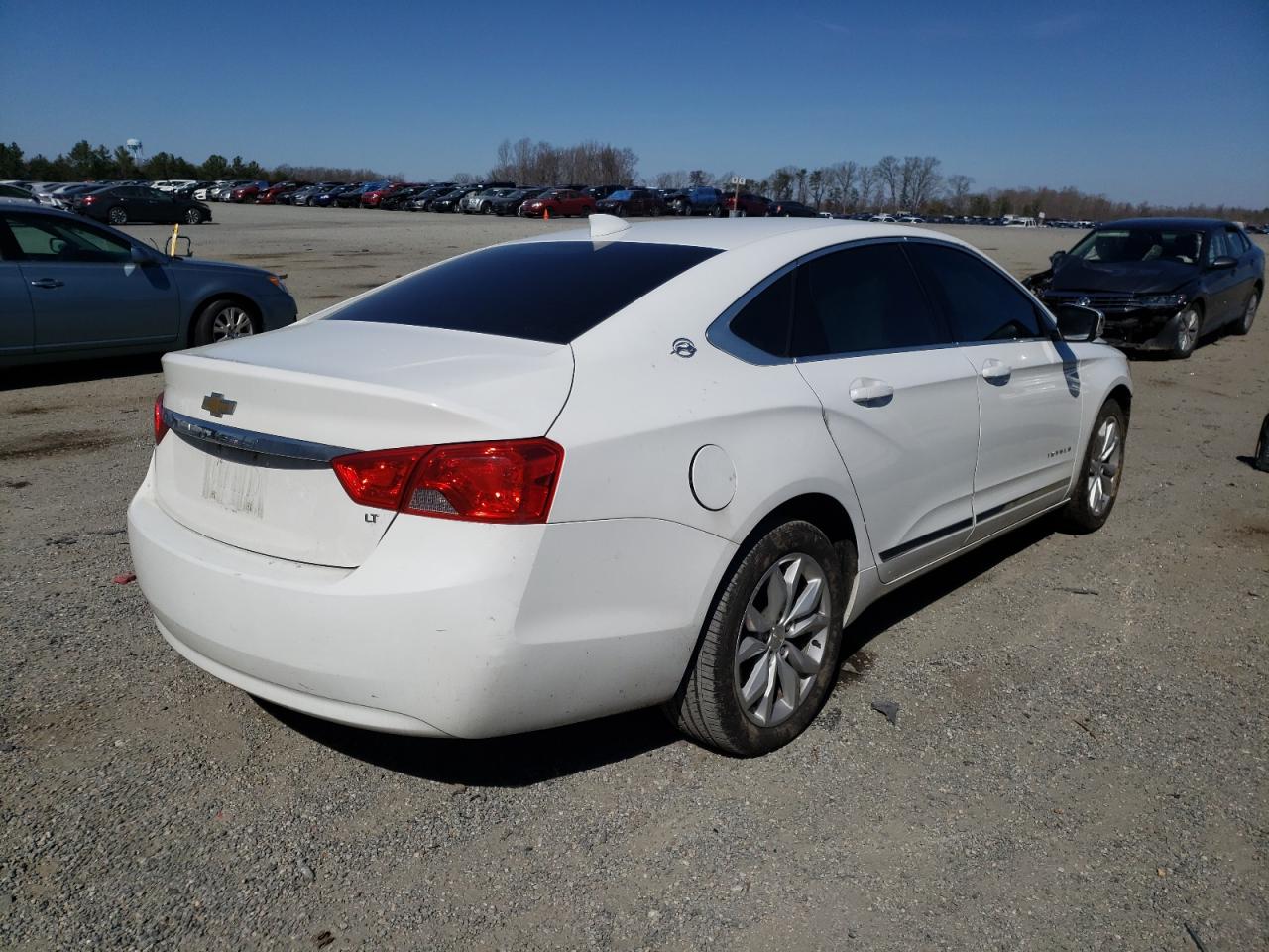 Photo 4 from auction – 2017 CHEVROLET IMPALA LT with VIN 2G1105SA5H9118630