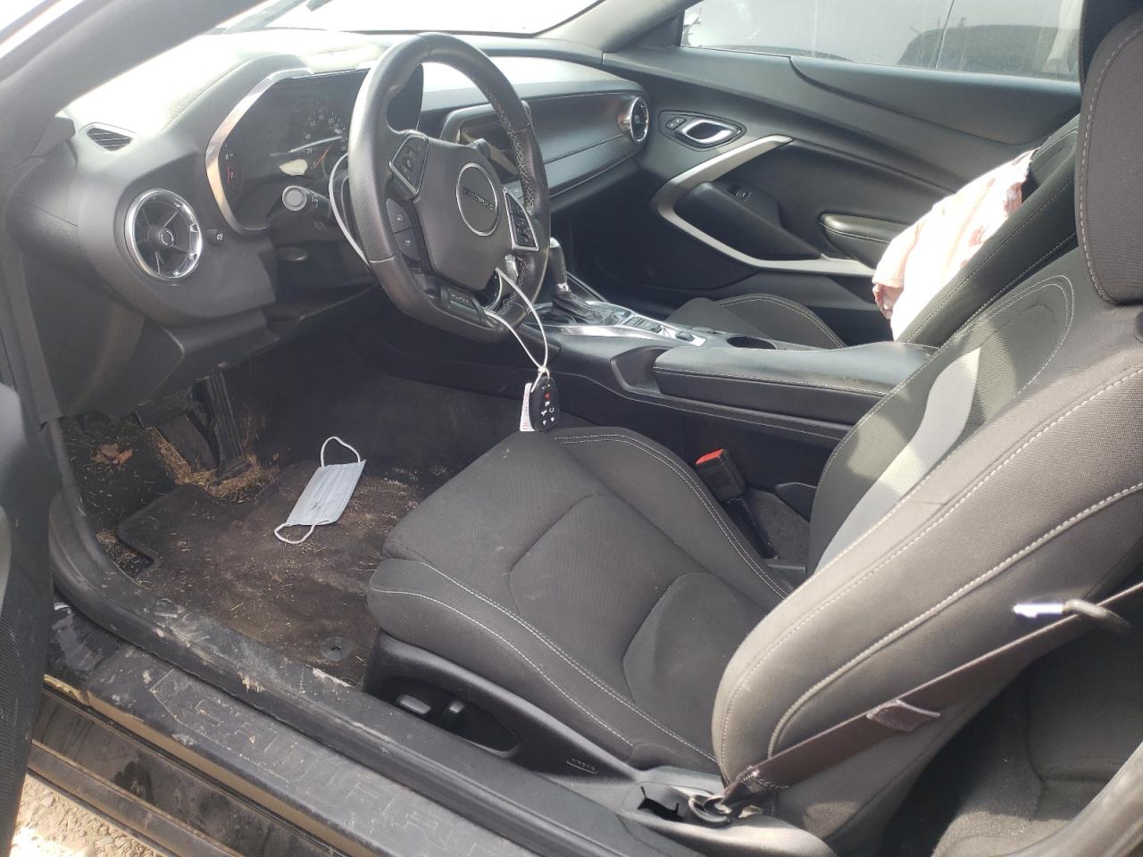 Photo 5 from auction – 2017 CHEVROLET CAMARO SS with VIN 1G1FF3D75H0175365