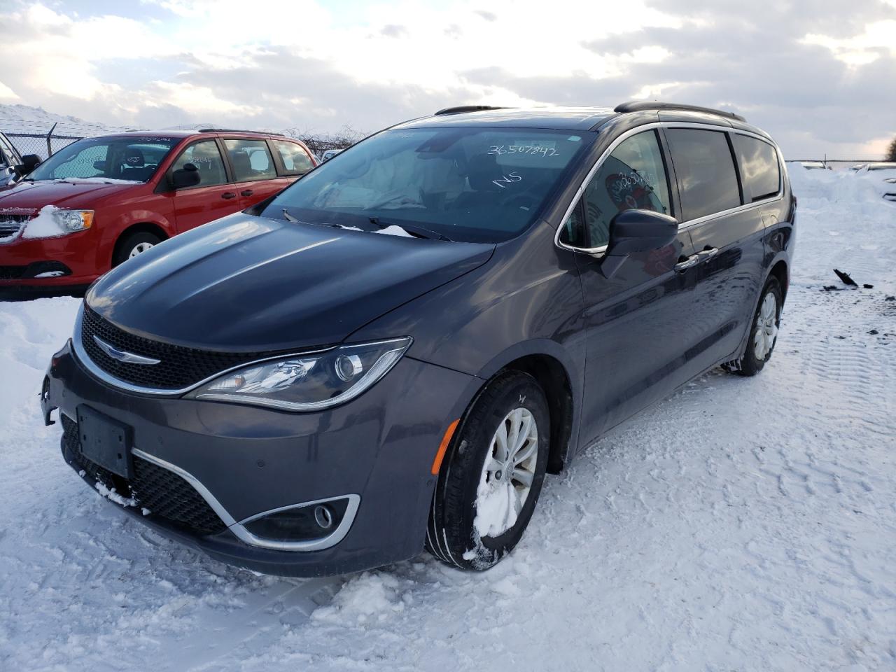 Photo 2 from auction – 2019 CHRYSLER PACIFICA T with VIN 2C4RC1FG9KR588272