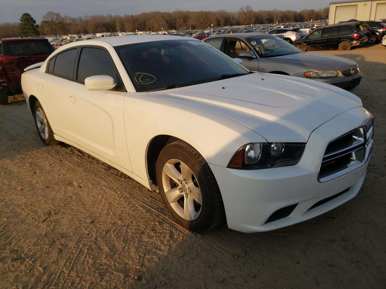 DODGE CHARGER SE 2014 with VIN 2C3CDXBG1EH218881 - Photo from auction