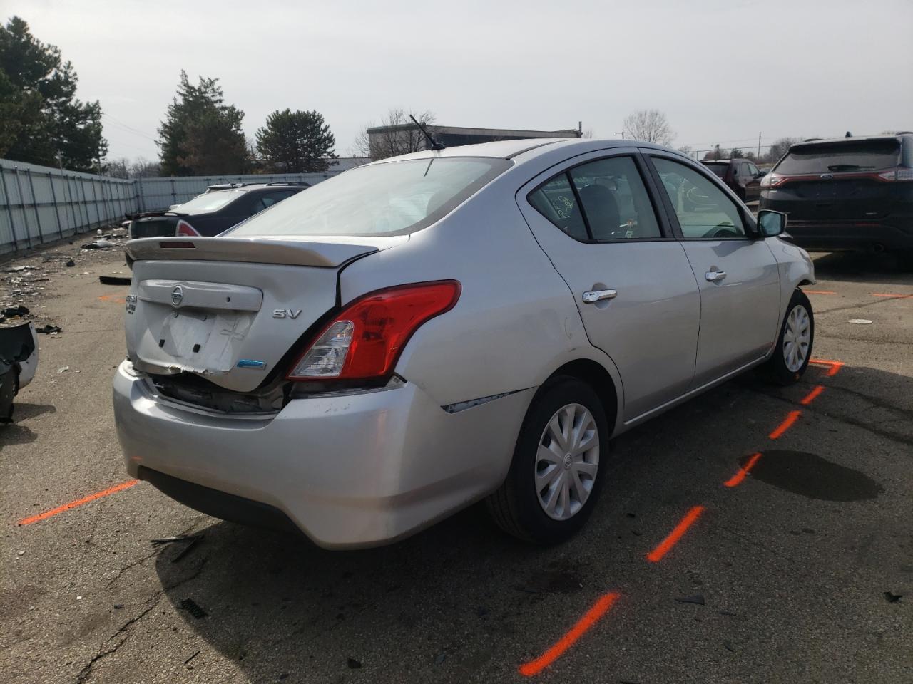 Photo 4 from auction – 2016 NISSAN VERSA S with VIN 3N1CN7AP6GL809098