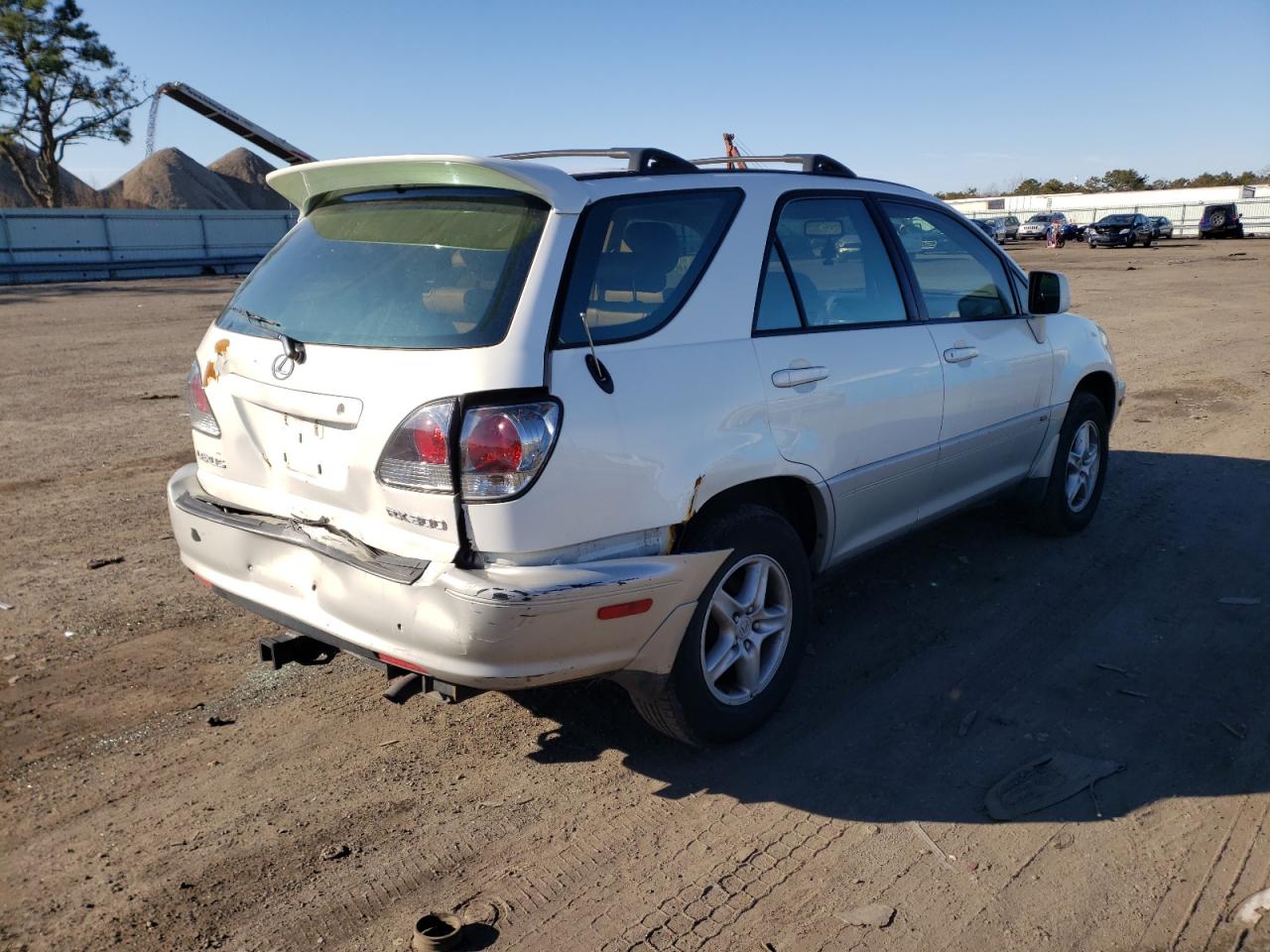 Photo 4 from auction – 2002 LEXUS RX 300 with VIN JTJHF10U020261963