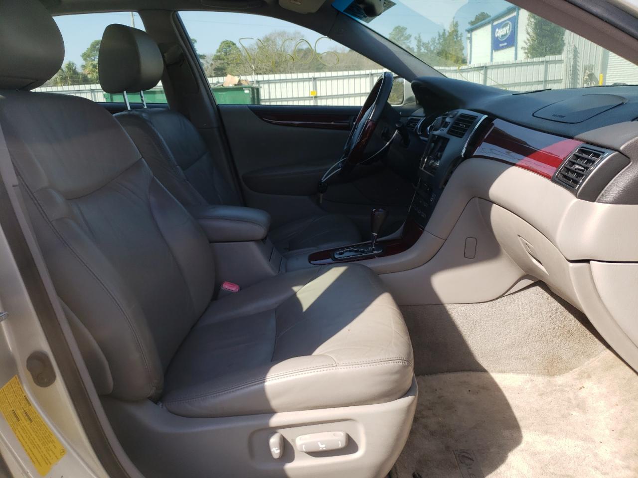 Photo 5 from auction – 2004 LEXUS ES 330 with VIN JTHBA30G945035096