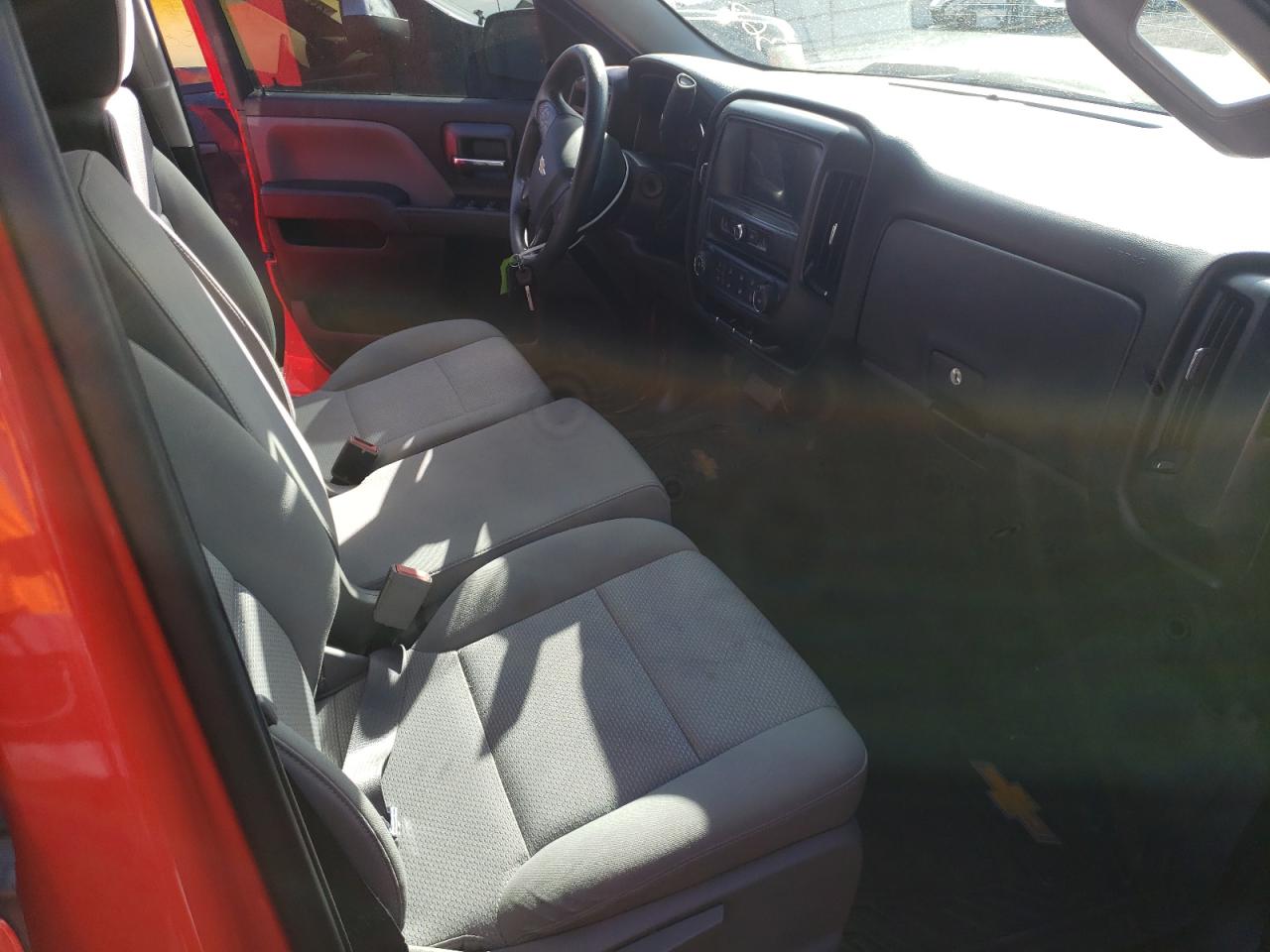 Photo 5 from auction – 2017 CHEVROLET SILVERADO with VIN 1GCRCPEH9HZ234828