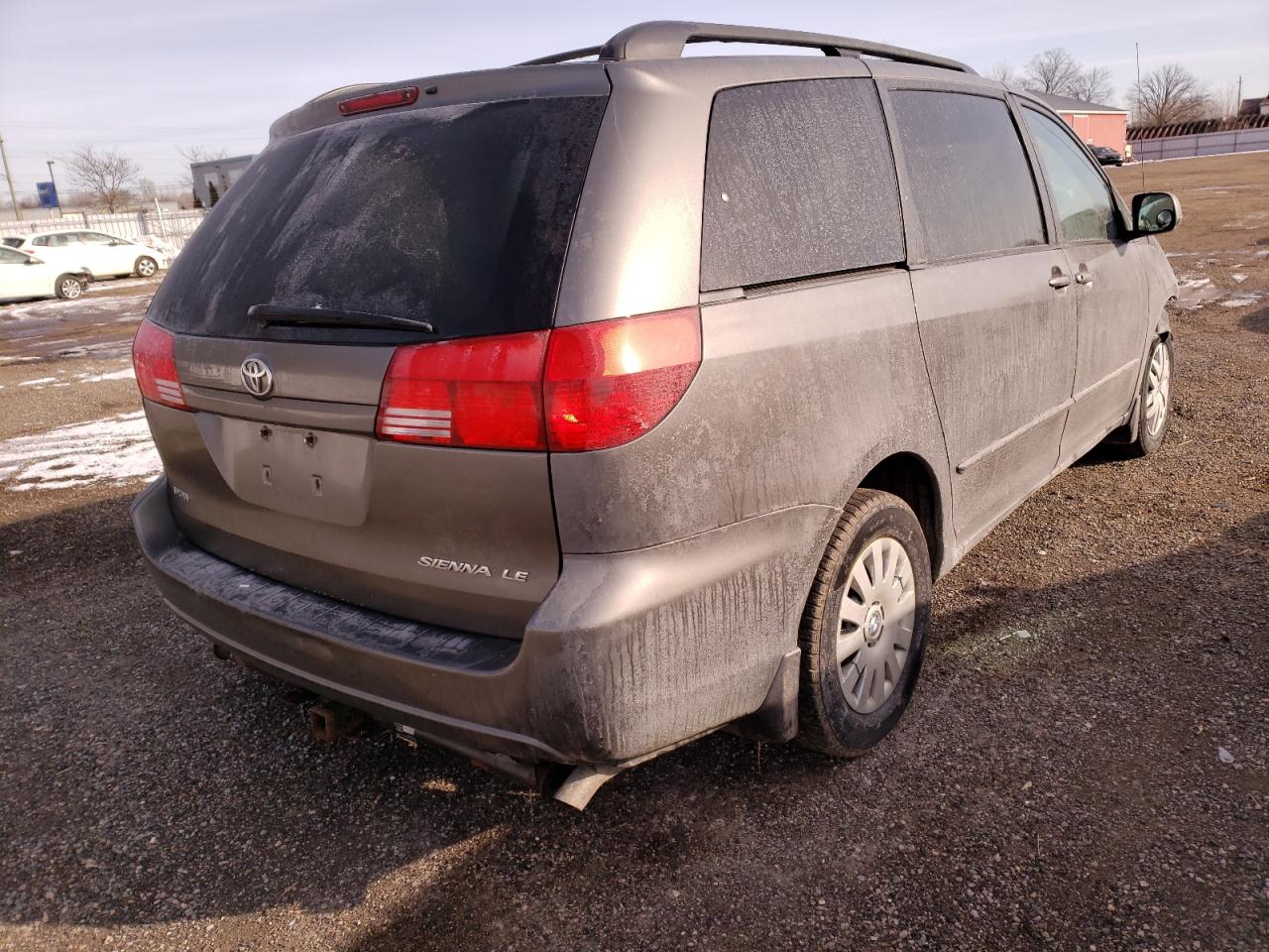 Photo 4 from auction – 2004 TOYOTA SIENNA with VIN 5TDZA23CX4S081484