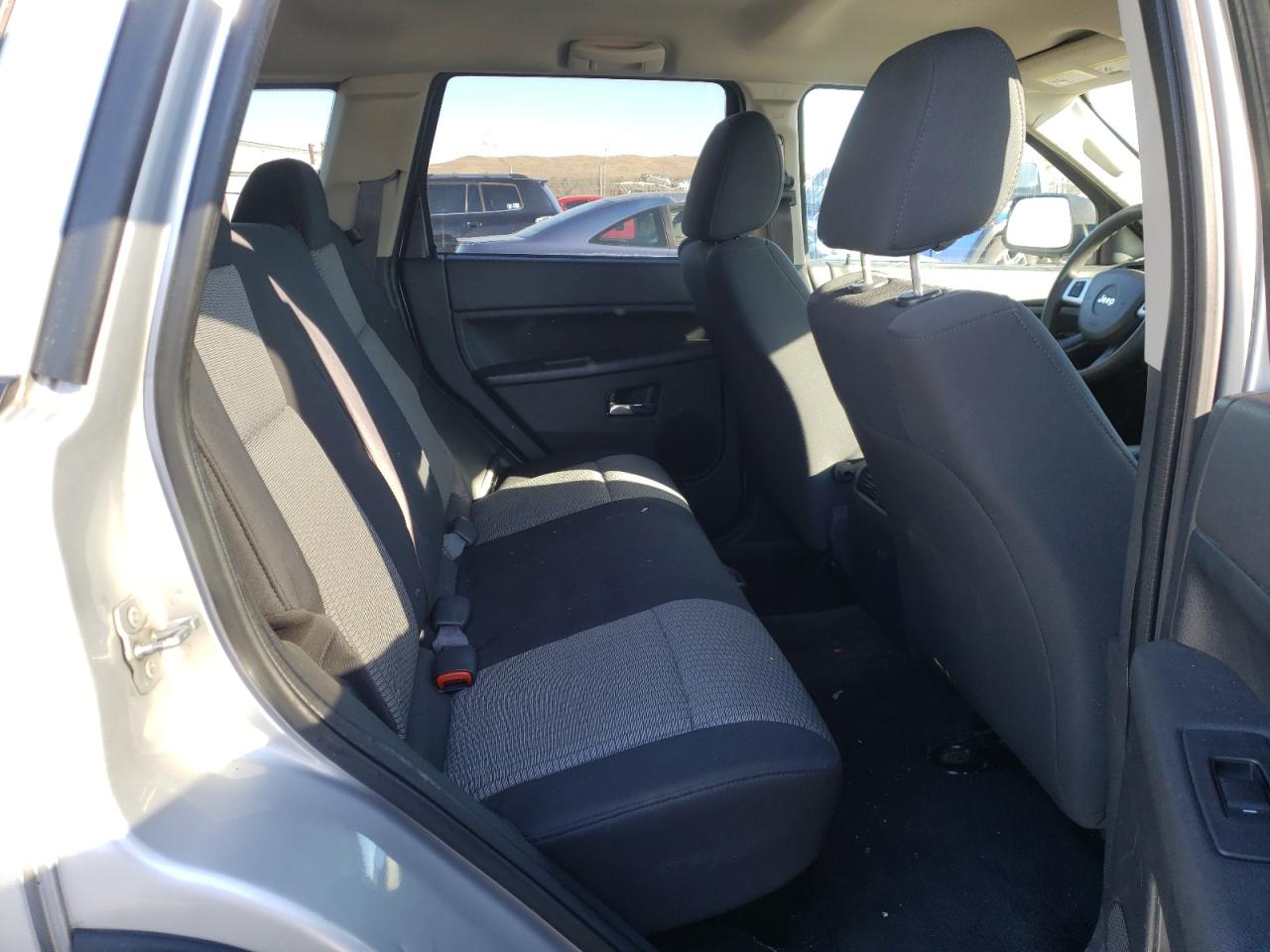 Photo 6 from auction – 2010 JEEP GRAND CHER with VIN 1J4PR4GK6AC105901
