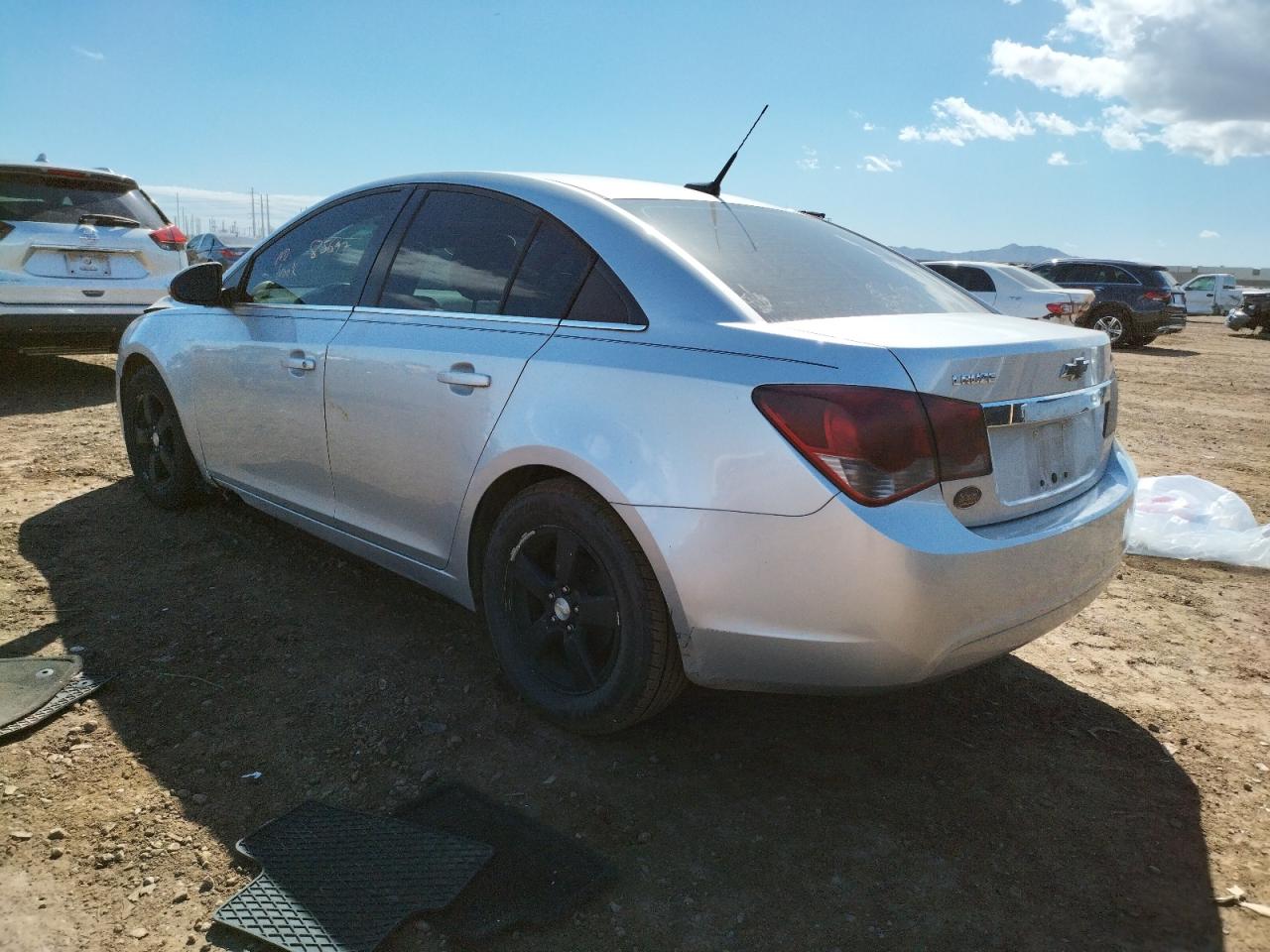 Photo 3 from auction – 2014 CHEVROLET CRUZE LT with VIN 1G1PC5SB7E7289838