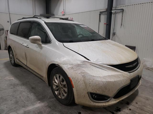 CHRYSLER PACIFICA T 2017 with VIN 2C4RC1BG6HR795233 - Photo from auction