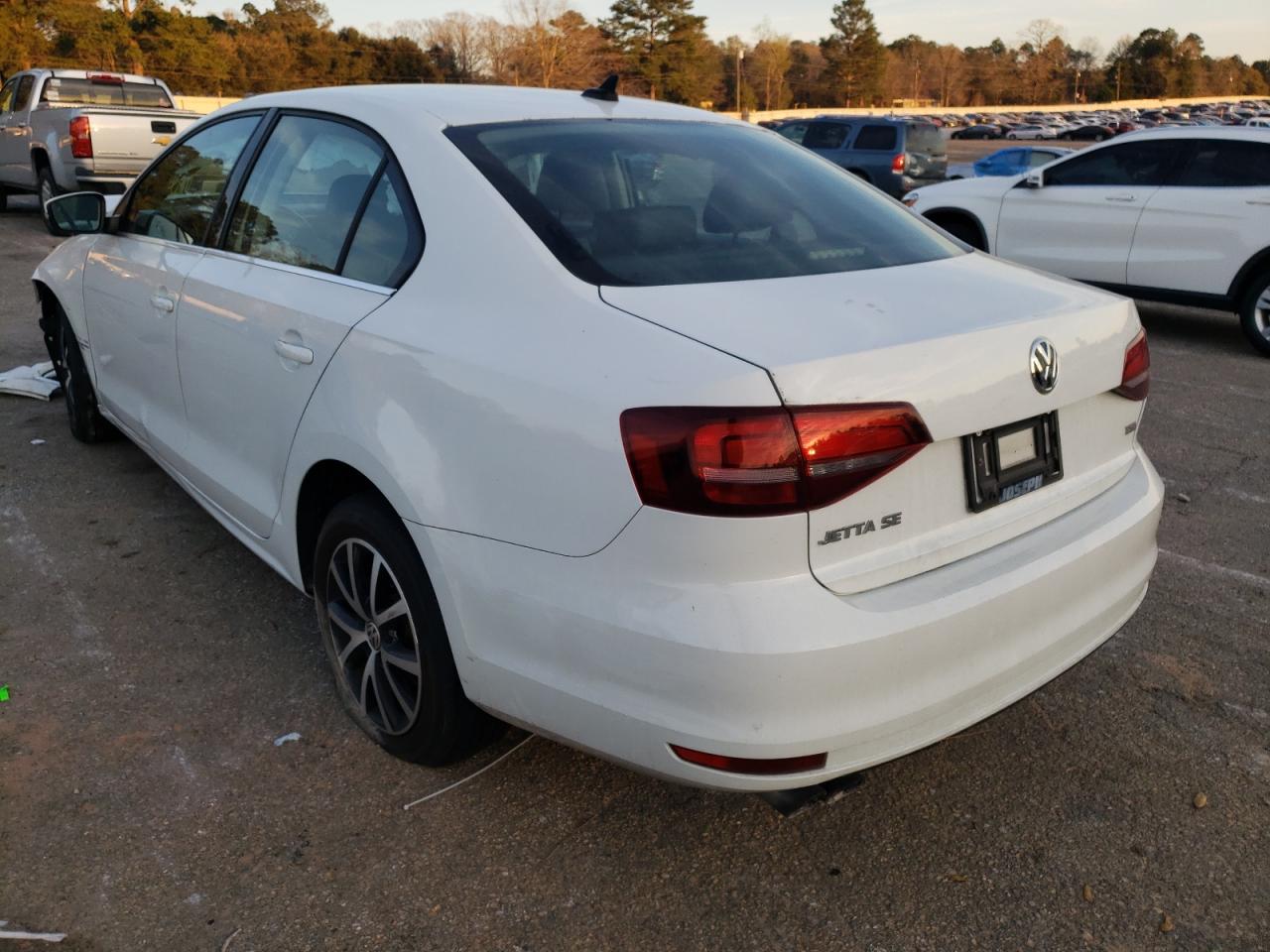 Photo 3 from auction – 2017 VOLKSWAGEN JETTA SE with VIN 3VWDB7AJ4HM395432