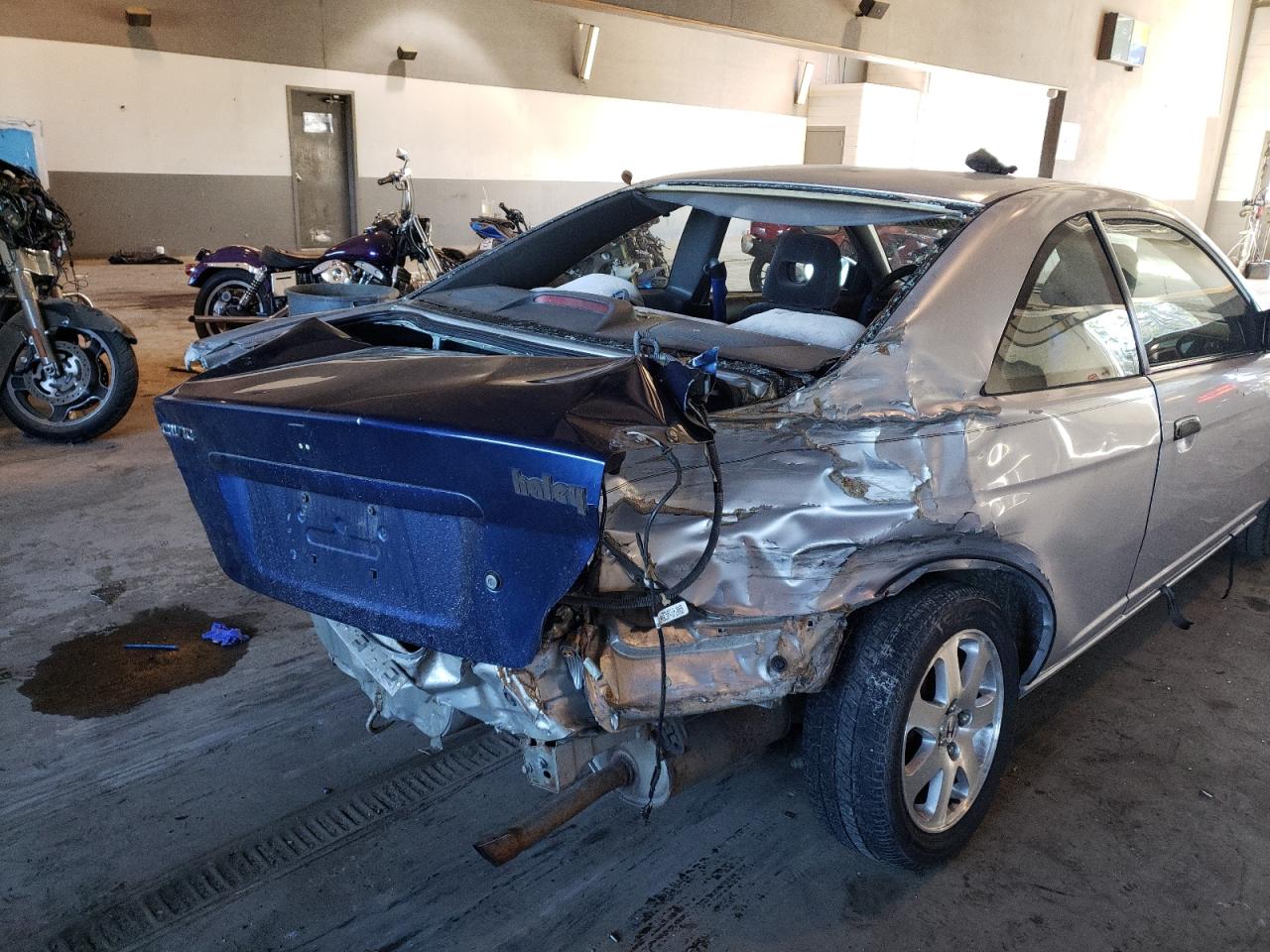 Photo 9 from auction – 2001 HONDA CIVIC LX with VIN 1HGEM22571L001002