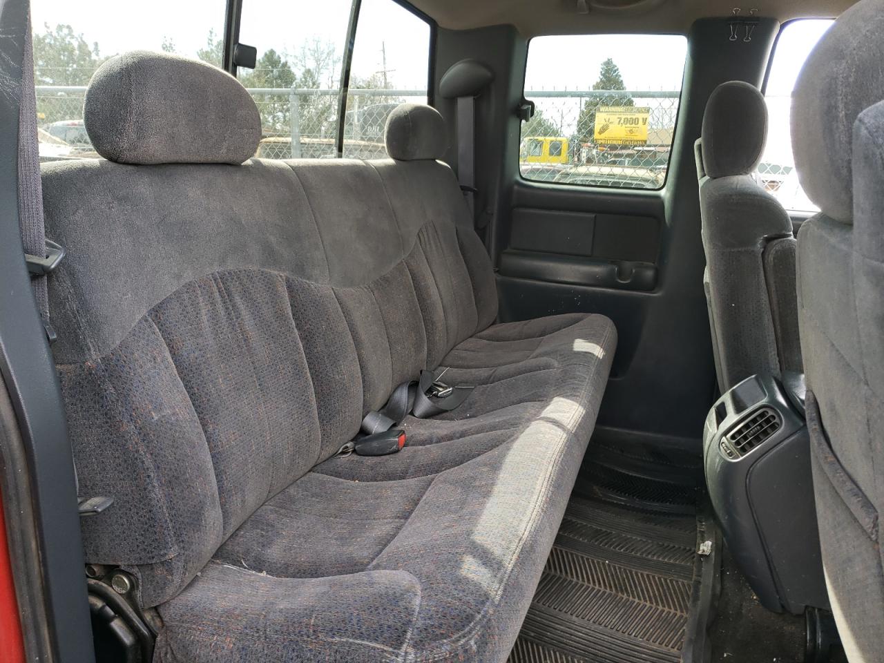 Photo 6 from auction – 1999 CHEVROLET SILVERADO with VIN 2GCEK19T1X1231202