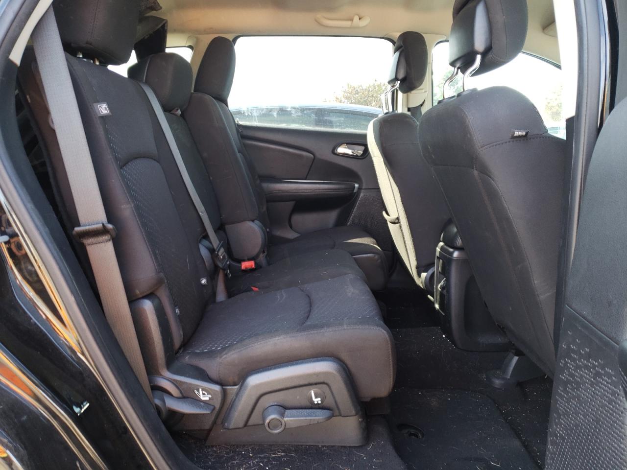 Photo 6 from auction – 2018 DODGE JOURNEY SE with VIN 3C4PDCAB7JT254183