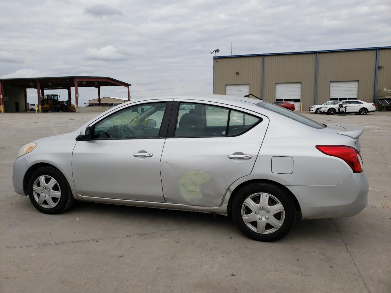 Photo 9 from auction – 2013 NISSAN VERSA S with VIN 3N1CN7AP2DL851070