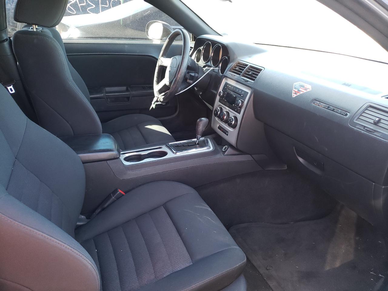 Photo 5 from auction – 2010 DODGE CHALLENGER with VIN 2B3CJ4DV2AH323374