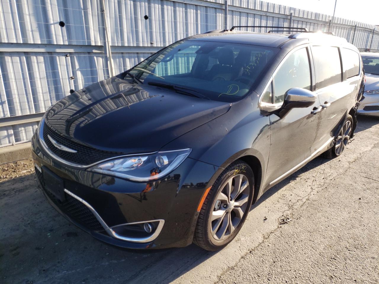 Photo 2 from auction – 2020 CHRYSLER PACIFICA L with VIN 2C4RC1GG0LR127624