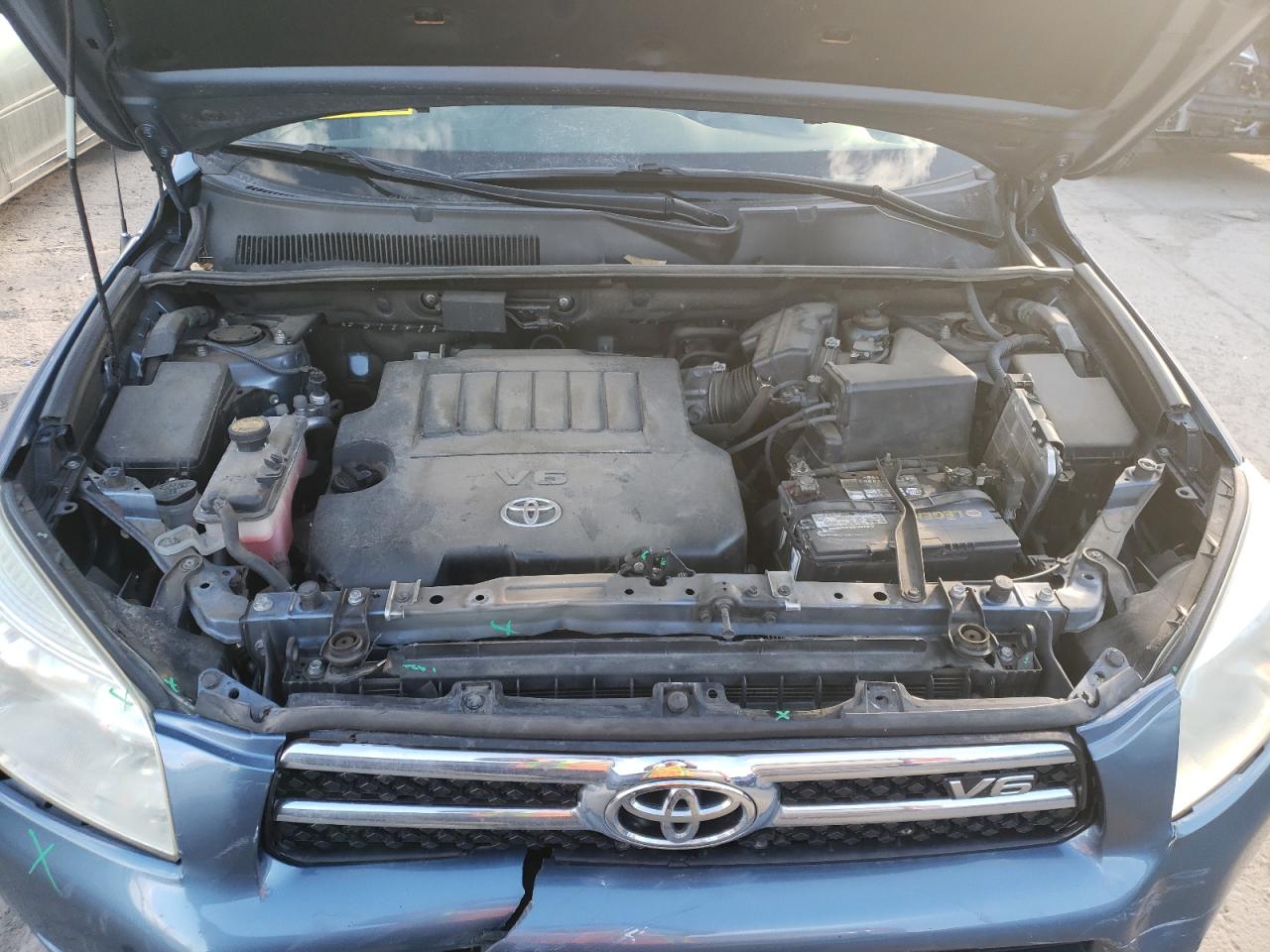 Photo 7 from auction – 2008 TOYOTA RAV4 LIMIT with VIN JTMBK31V285041713